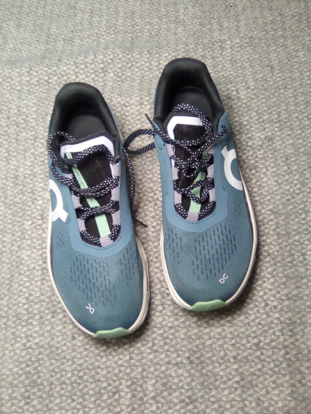 On Cloud Women's Sneakers in Teal with Mint Accents